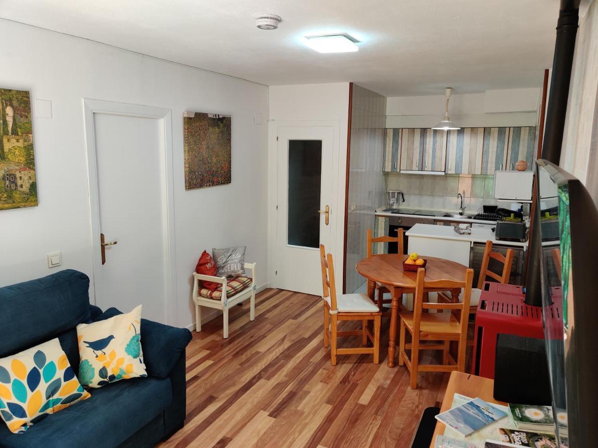 VUT Leo Pixel Canfranc Estación Apartamento Exterior foto