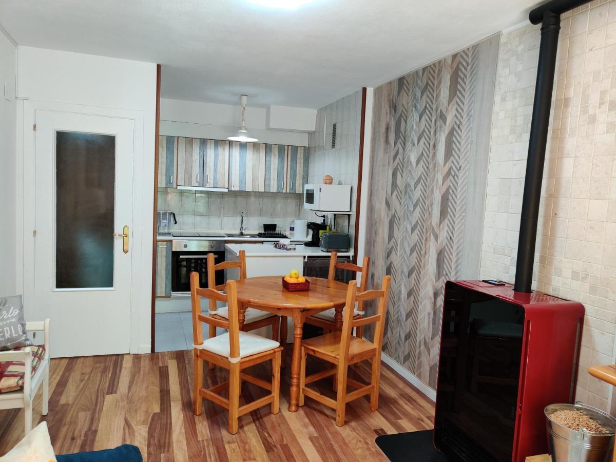 VUT Leo Pixel Canfranc Estación Apartamento Exterior foto